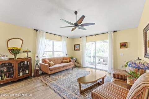 881 Mandarin Drive, Palm Bay FL - photo 16 of 64