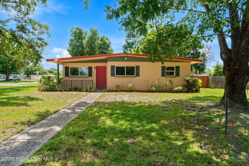 3 bedroom Single Family Residence at 1014 Montclair Road, Pineridge Subd Unit 2 Tract A of, Cocoa — photo 1
