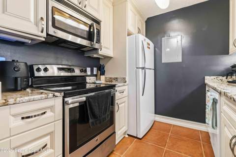 7667 N Wickham Road #519, Melbourne FL - photo 7 of 29