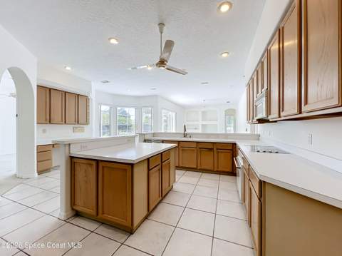269 Carmel Drive, Melbourne FL - photo 23 of 64