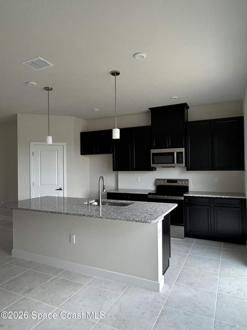 3 bedroom Townhouse at 1838 Kendall Pointe Place, Melbourne, Melbourne — photo 3