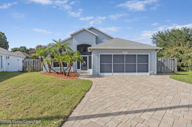 3 bedroom Single Family Residence at 1227 Creek Side Circle, Meadow Creek, Rockledge — photo 4