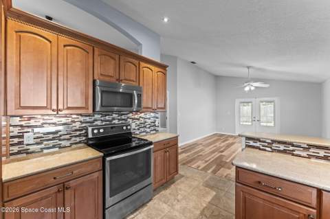 1227 Creek Side Circle, Rockledge FL - photo 15 of 54