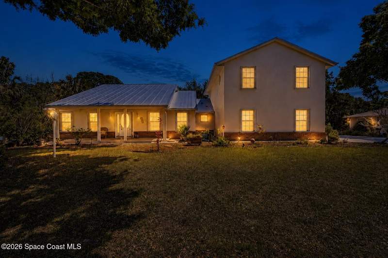 4 bedroom Single Family Residence at 581 Drexel Avenue, Port Malabar Unit 6, Palm Bay — photo 3