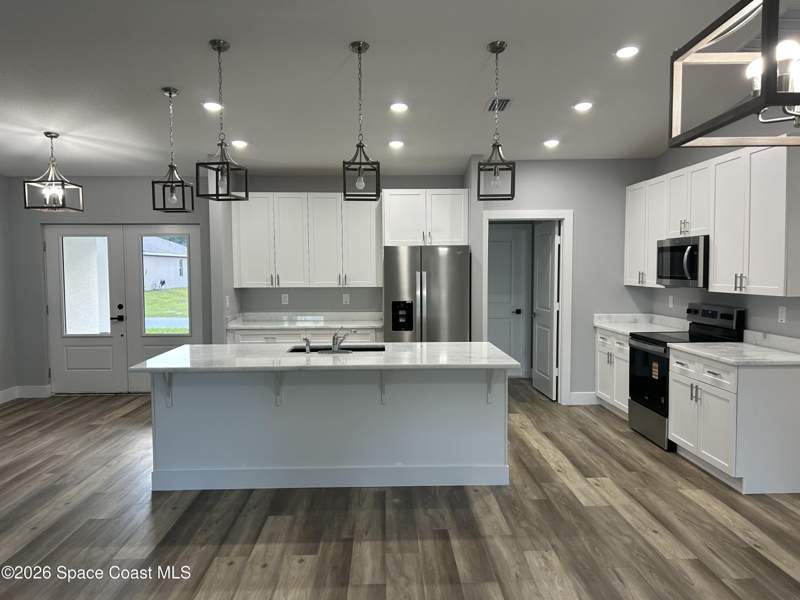 3 bedroom Single Family Residence at 827 Everglade Avenue, Port Malabar Unit 11, Palm Bay — photo 4