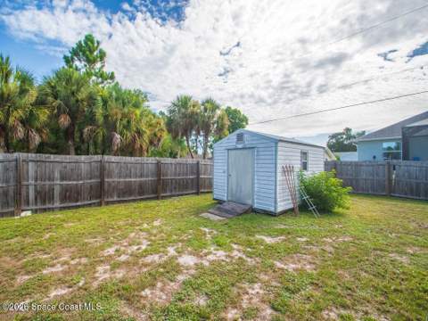689 Caballero Avenue, Palm Bay FL - photo 18 of 20