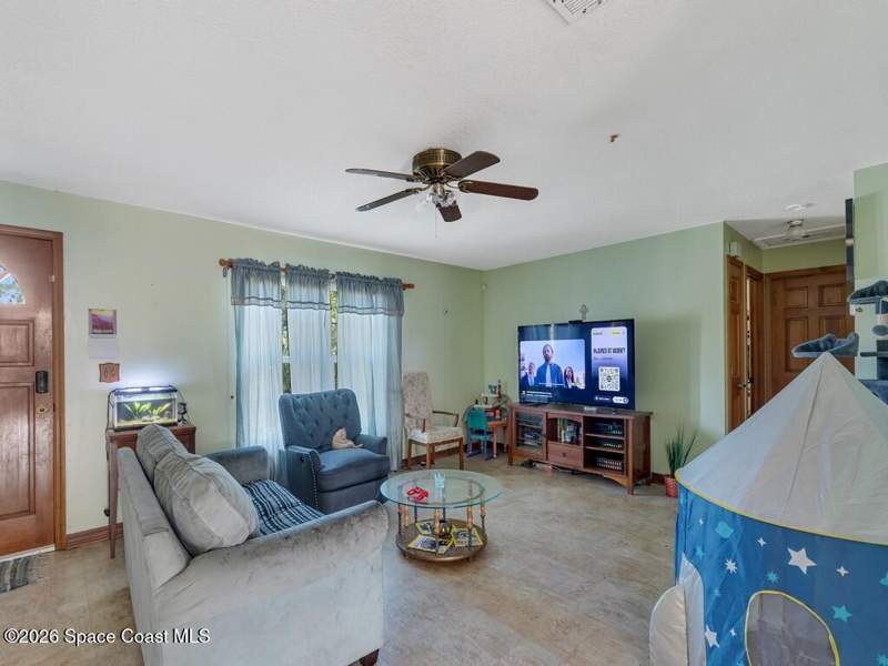 2 bedroom Single Family Residence at 689 Caballero Avenue, Palm Bay, Palm Bay — photo 5