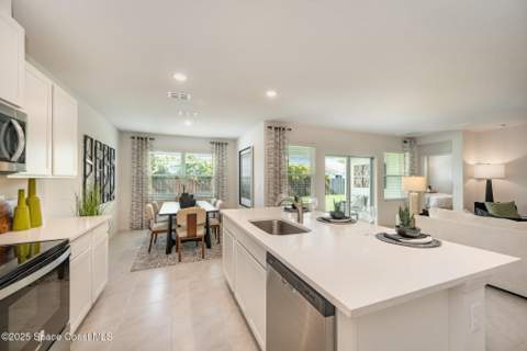 2801 Indian River Parkway, Mims FL - photo 10 of 33
