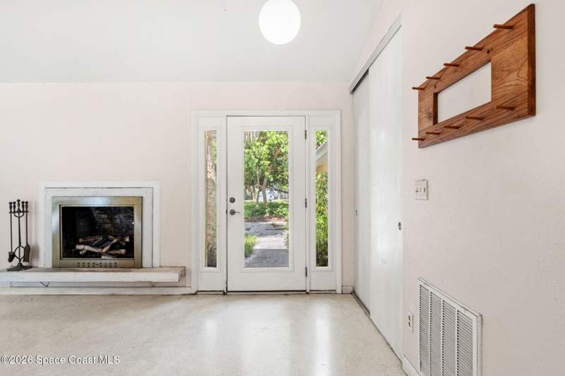 3 bedroom Single Family Residence at 9400 S Tropical Trail, Sanders Subd, Merritt Island — photo 5