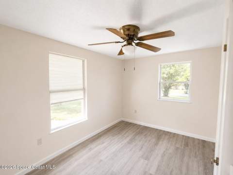 581 Borraclough Avenue, Palm Bay FL - photo 12 of 22