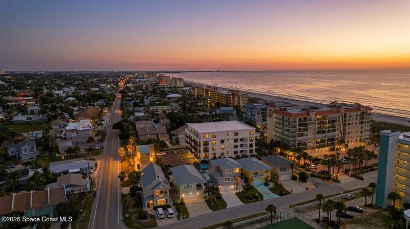3 bedroom Condominium at 327 Wilson Avenue #203, Avon By The Sea, Cocoa Beach — photo 2