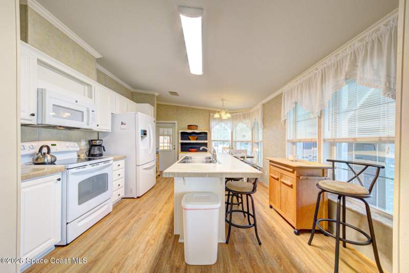 3 bedroom Manufactured Home at 476 Horseshoe Bend Circle #187, Northwest Lakes Condo Ph V, Cocoa — photo 4