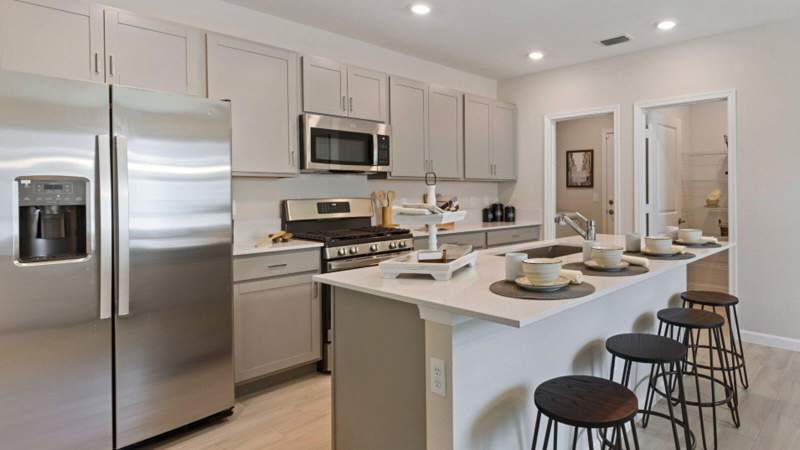 5 bedroom Single Family Residence at 2668 Croft Inlet Drive, Riverwood at Everlands, Palm Bay — photo 2