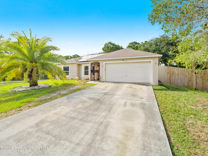 4 bedroom Single Family Residence at 1299 Danforth Street, Port Malabar Unit 36, Palm Bay — photo 1