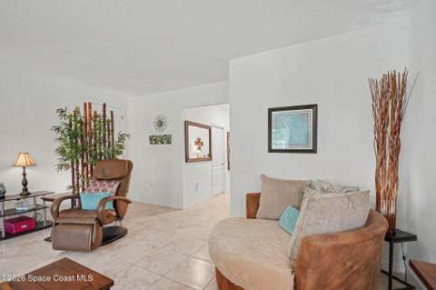 975 Sablon Street, Palm Bay FL - photo 6 of 38
