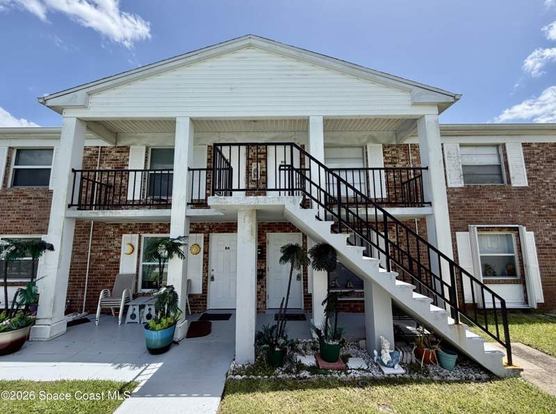 2 bedroom Condominium at 190 E Olmstead Drive #D11, Delespine Courts Sec 2, Titusville — photo 2