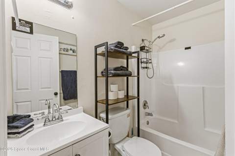 607 Tarr Avenue, Palm Bay FL - photo 7 of 15