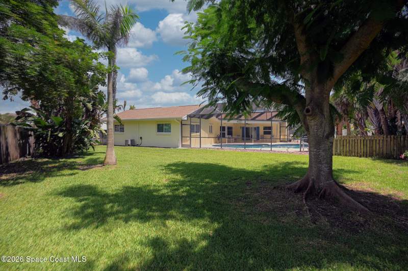 3 bedroom Single Family Residence at 325 Hibiscus Trail, River Colony East, Melbourne Beach — photo 3