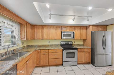 5807 N Atlantic Avenue #523, Cape Canaveral FL - photo 7 of 41