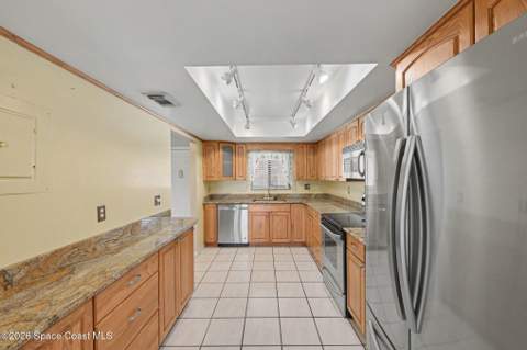 5807 N Atlantic Avenue #523, Cape Canaveral FL - photo 8 of 41