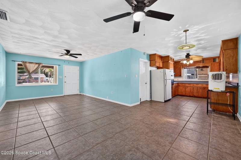 3 bedroom Single Family Residence at 334 Coral Drive, Harbor Heights 2nd Addn, Cape Canaveral — photo 4