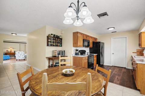 250 Cambridge Avenue, Palm Bay FL - photo 15 of 37