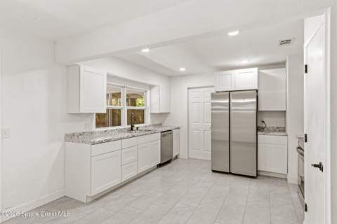 565 Wistar Court, Palm Bay FL - photo 11 of 51