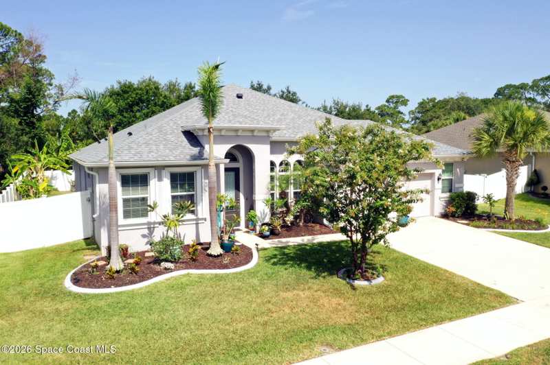 4 bedroom Single Family Residence at 2932 J Cobber Court, Fell Road Parkside Estates, Melbourne — photo 1