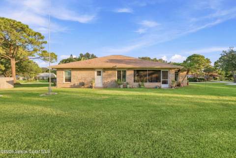 120 Nesbitt Street, Palm Bay FL - photo 6 of 50