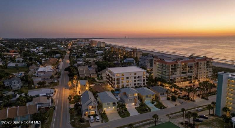 2 bedroom Condominium at 327 Wilson Avenue #402, Avon By The Sea, Cocoa Beach — photo 2