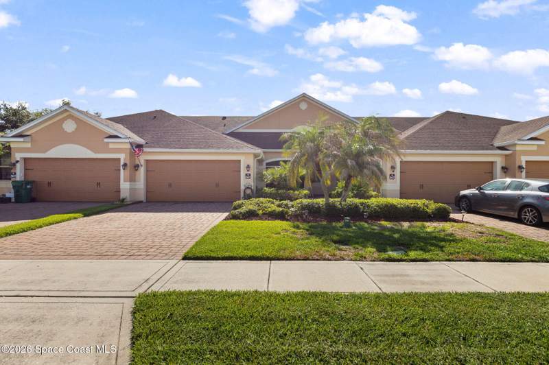 3 bedroom Townhouse at 5637 Tamarac Drive, Stoneridge Subdivision, Melbourne — photo 5
