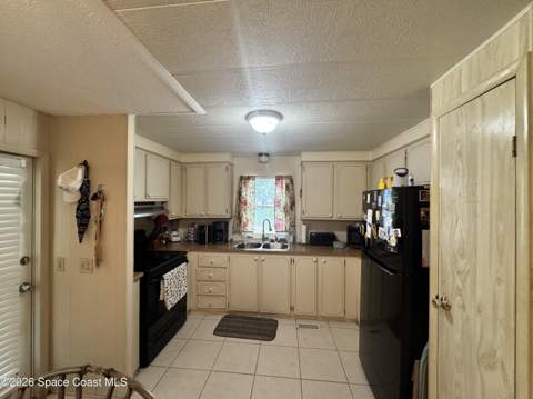 7590 Blackhawk Road, Micco FL - photo 13 of 32