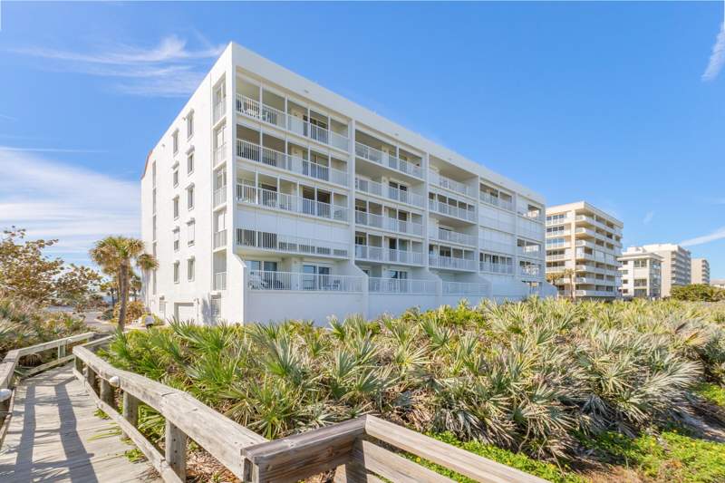 2 bedroom Condominium at 1555 N Highway A1a #305, Outrigger Condo, Indialantic — photo 2