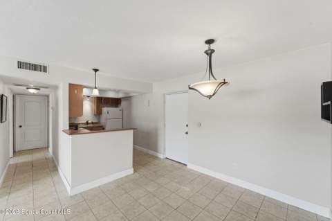 223 Columbia Drive #122, Cape Canaveral FL - photo 14 of 40