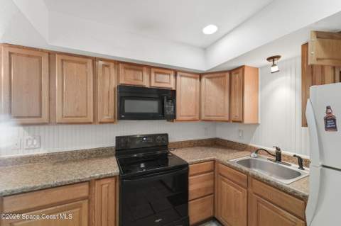 223 Columbia Drive #122, Cape Canaveral FL - photo 17 of 40