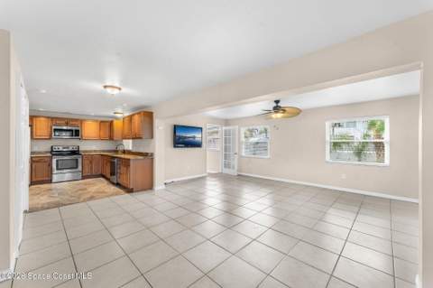 348 Harbor Drive, Cape Canaveral FL - photo 8 of 35