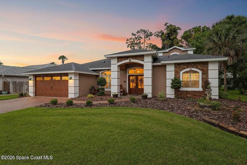 4 bedroom Single Family Residence at 663 Sheridan Woods Drive, Melbourne, Melbourne — photo 1