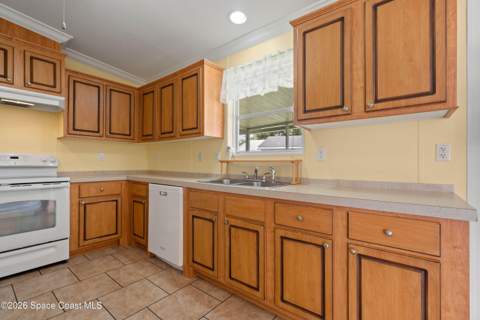 264 Holiday Park Boulevard, Palm Bay FL - photo 10 of 26