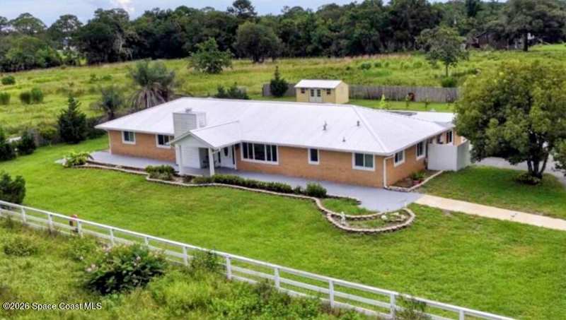 5 bedroom Single Family Residence at 3695 Mirkwood Street, Indian River Park, Mims — photo 1