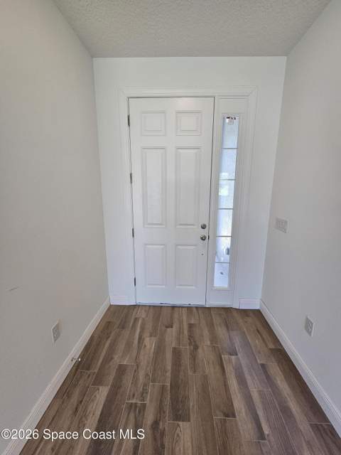 571 Fondulac Street, Palm Bay FL - photo 9 of 46