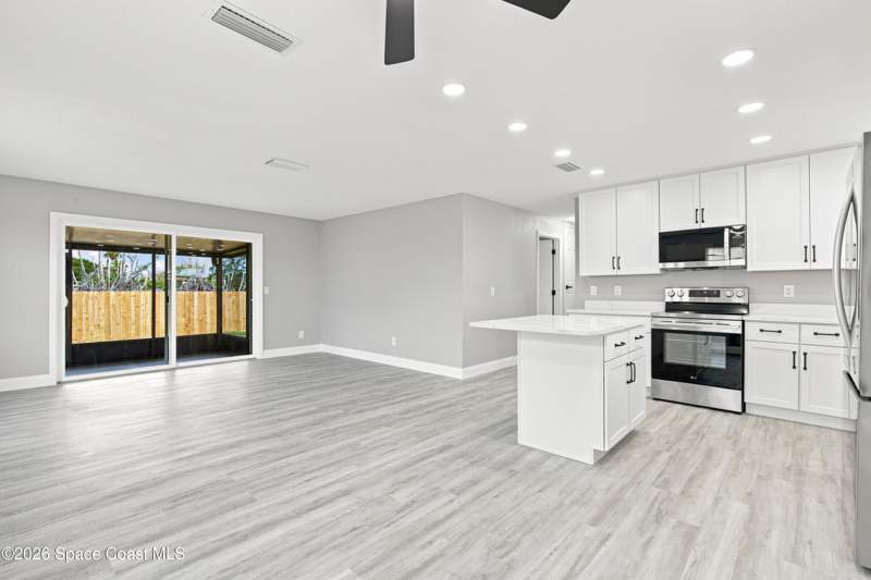 4 bedroom Single Family Residence at 1085 Montego Bay Drive, Catalina Isle Estates Unit 3, Merritt Island — photo 3