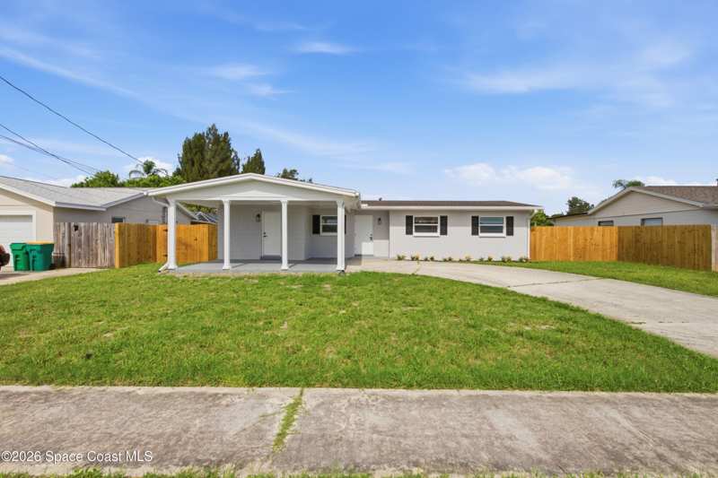 4 bedroom Single Family Residence at 1085 Montego Bay Drive, Catalina Isle Estates Unit 3, Merritt Island — photo 1