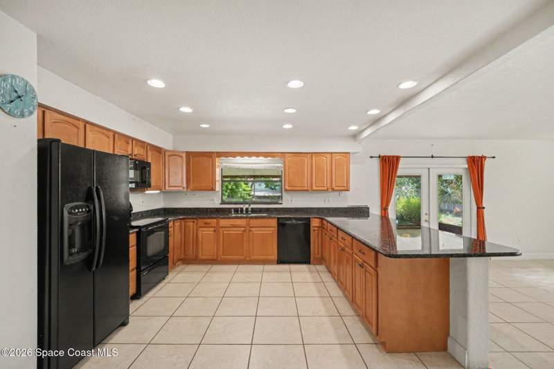 4 bedroom Single Family Residence at 4585 Annette Court, Citrus River Groves Unit 1, Merritt Island — photo 5