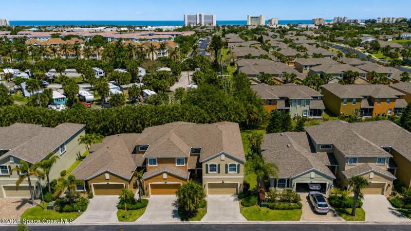 3 bedroom Townhouse at 3271 Titanic Circle #39, Aspinwall, Indialantic — photo 2