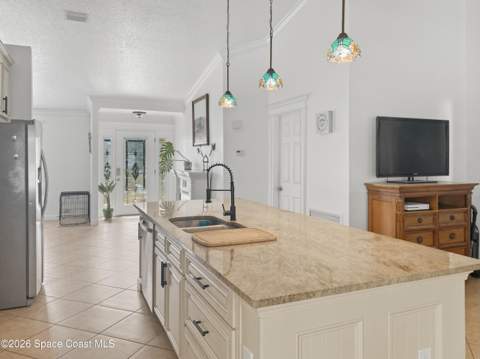 1560 Gisinger Court, Palm Bay FL - photo 6 of 35