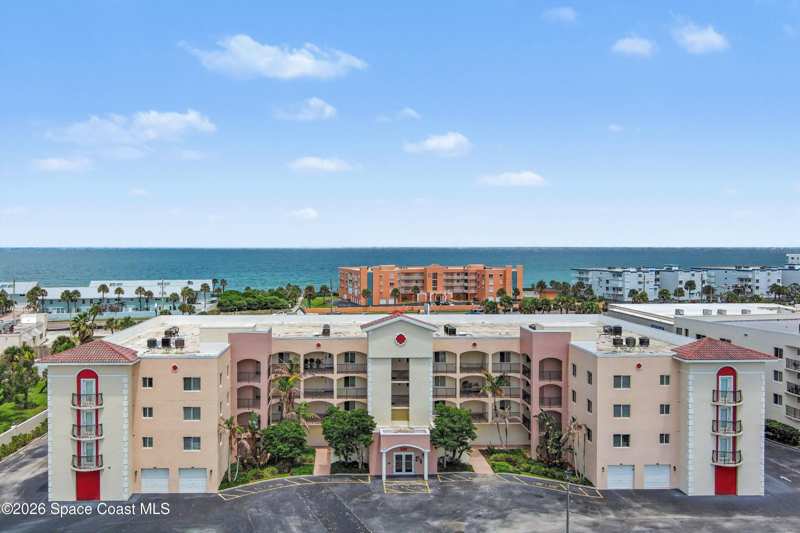 3 bedroom Condominium at 123 Lancha Circle #105, Palm Springs Condo, Satellite Beach — photo 1