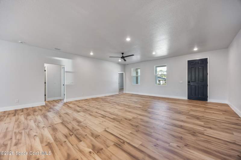 4 bedroom Single Family Residence at 1254 Heitzman Avenue, Port Malabar Unit 32, Palm Bay — photo 3