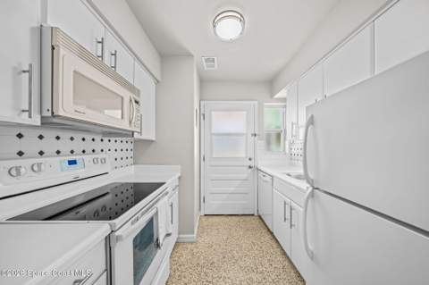 1563 S Atlantic Avenue #13, Cocoa Beach FL - photo 8 of 24