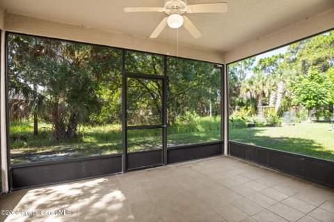 402 Breckenridge Circle, Palm Bay FL - photo 11 of 15