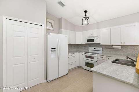 4511 Derbyshire Drive, Titusville FL - photo 14 of 42